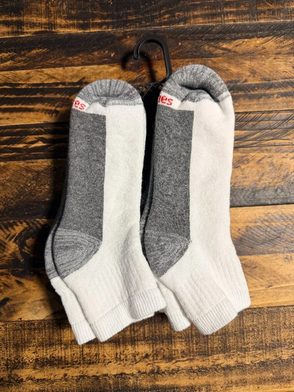 Hanes Men’s Max Cushion Ankle Socks Wicking Cool Seamless 6 Pk White 6-12 NEW